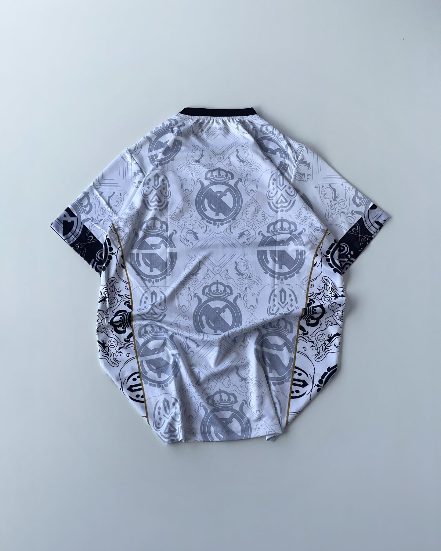 REAL MADRID SPECIAL LOGO EDITION (Embroidery)