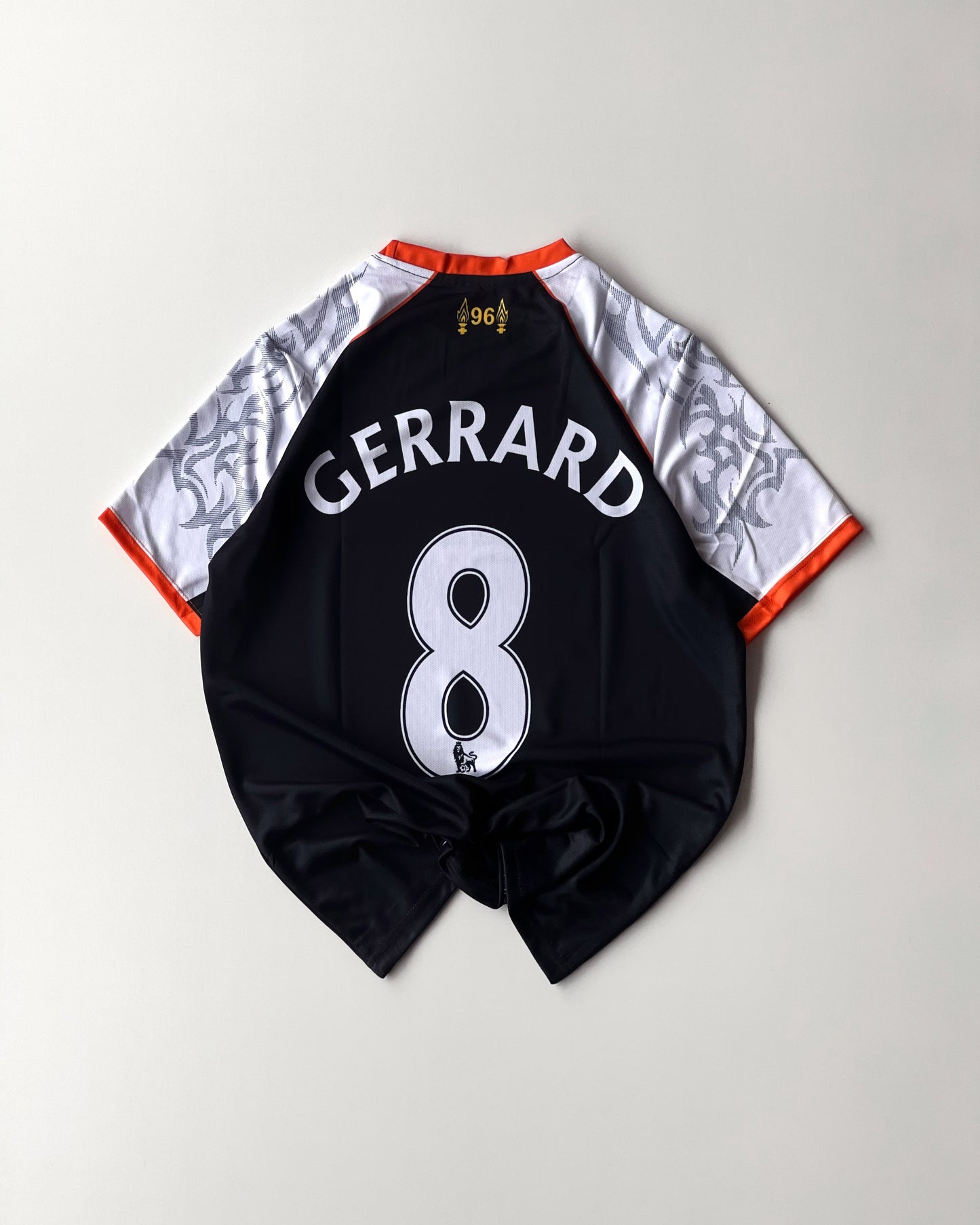 LIVERPOOL GERRARD RETRO BLACK KIT