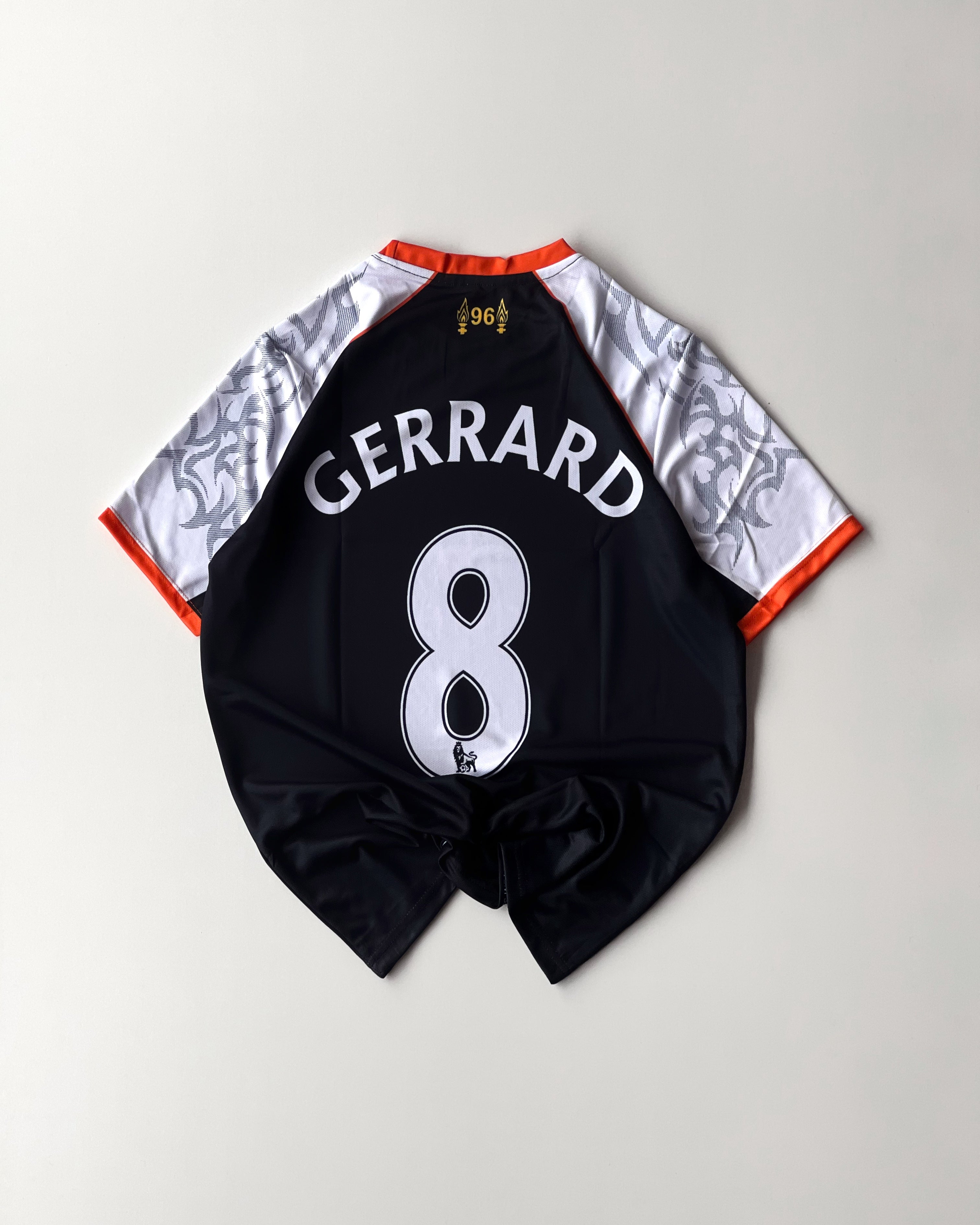 LIVERPOOL GERRARD RETRO BLACK KIT