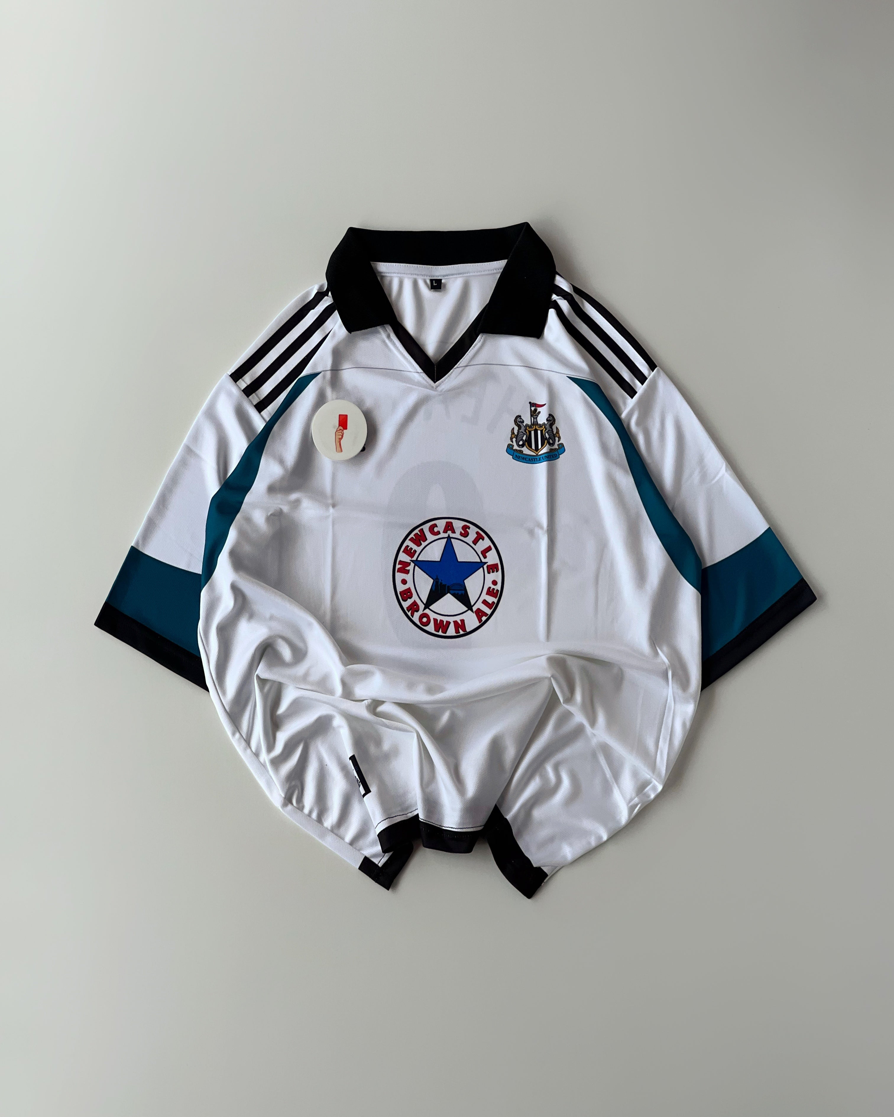 NEWCASTLE RETRO SHEARER (oversized)