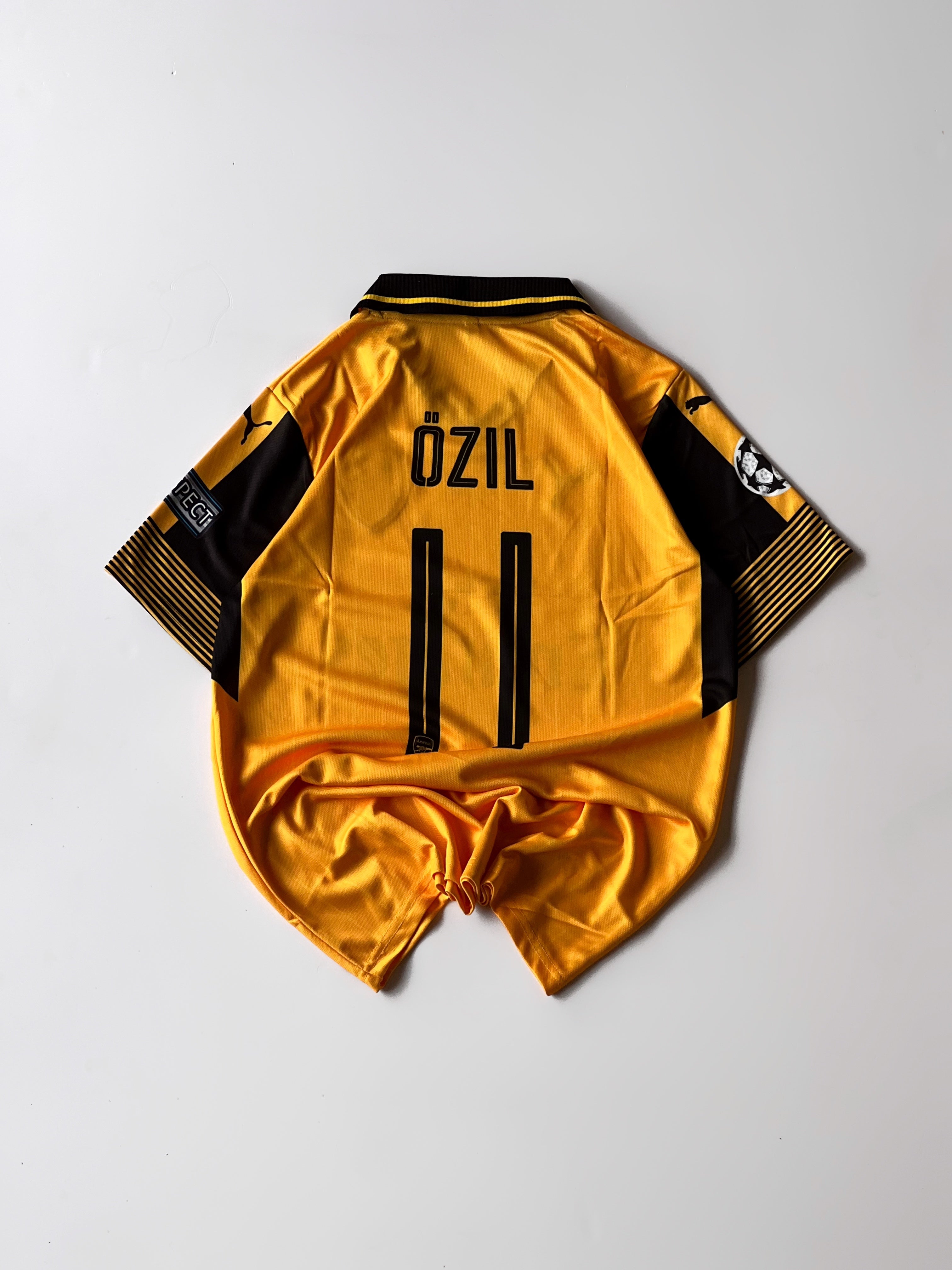 Arsenal 2020/21 Away - Ozil #11 - Men’s Football Shirt (Embroidery)