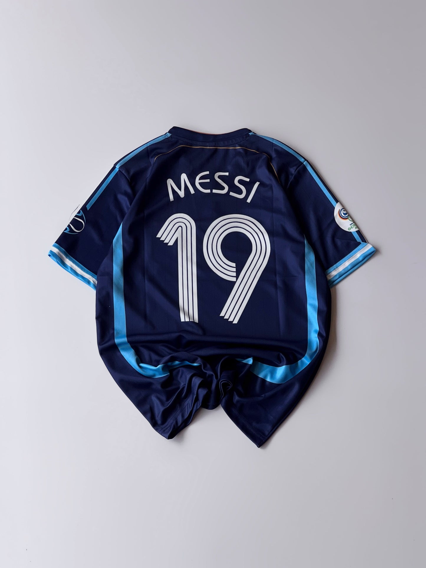 MESSI #19 ARGENTINA AWAY RETRO KIT(Embroidery)