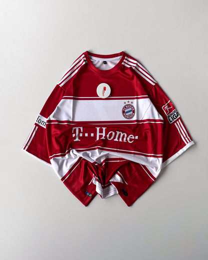 BAYERN MUNICH RIBERY RETRO KIT (oversized)