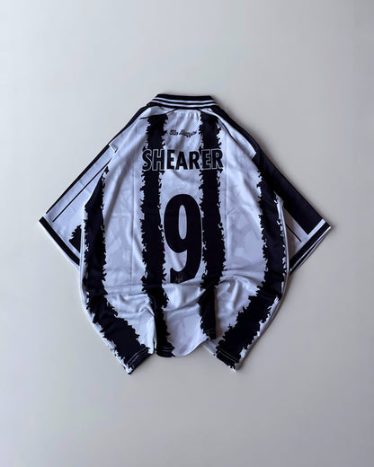 NEWCASTLE SHEARER #9 RETRO HOME KIT (oversized)