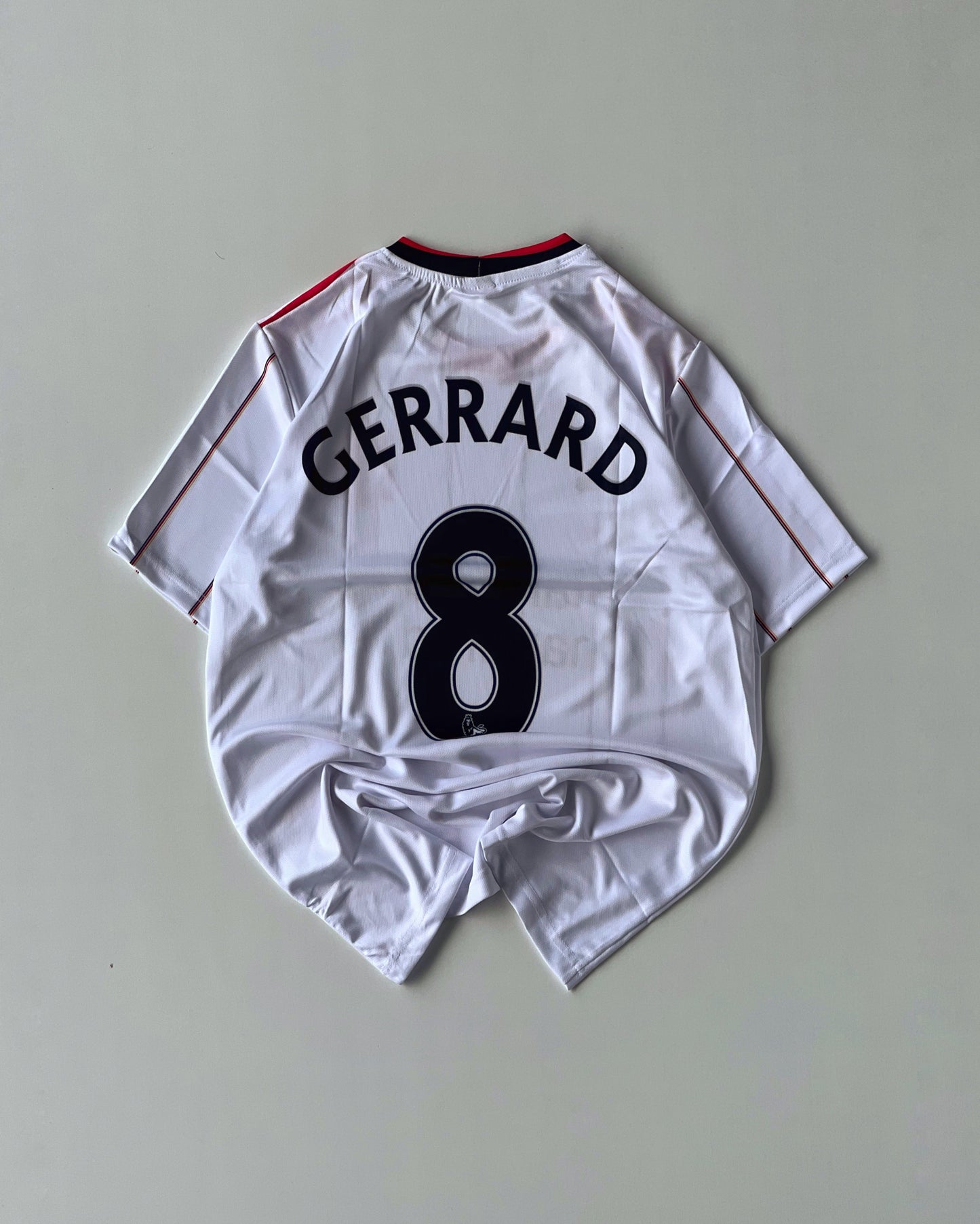 GERRARD RETRO WHITE LIVERPOOL CLASSIC STRIPES