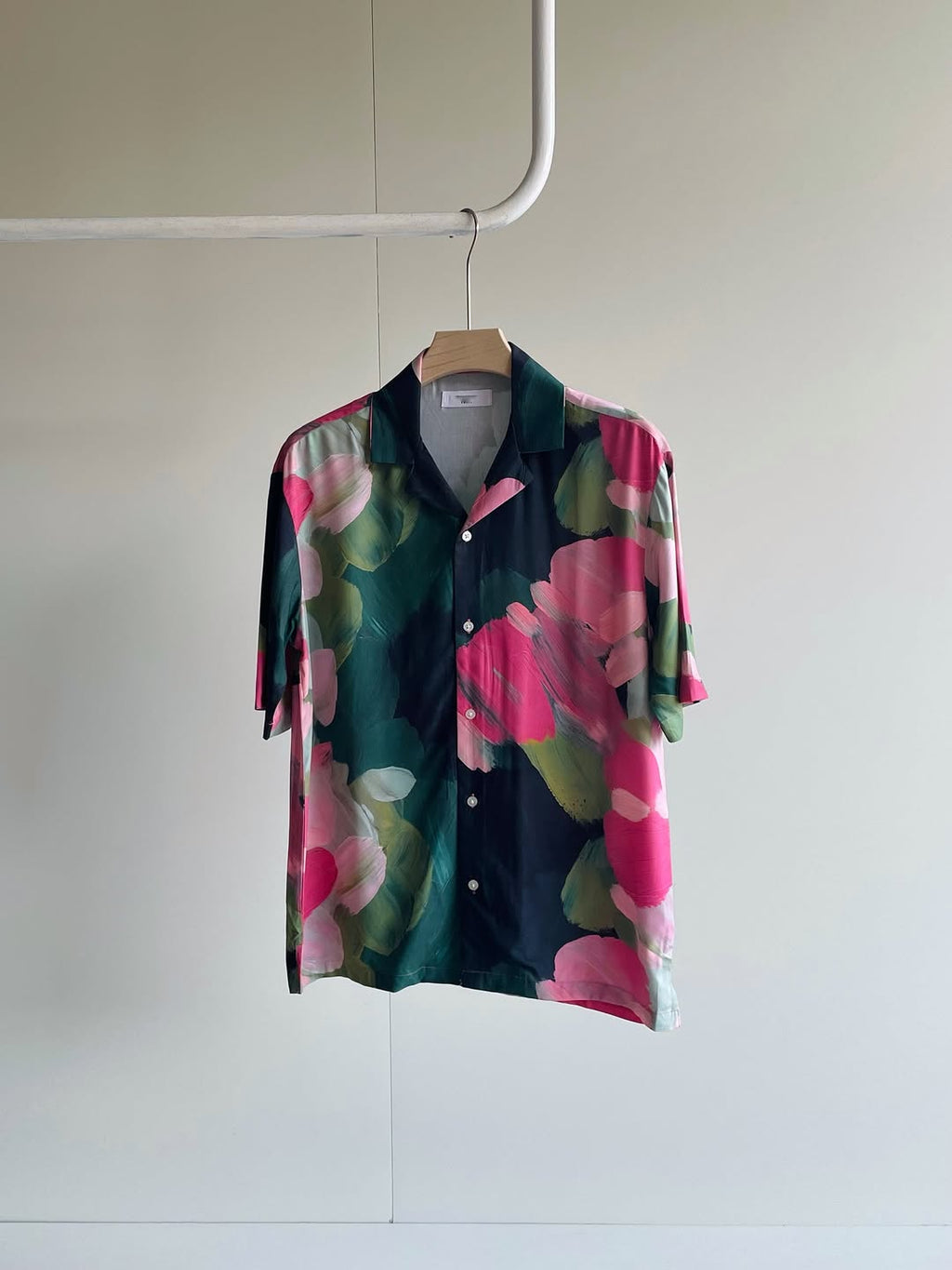 floral shirt